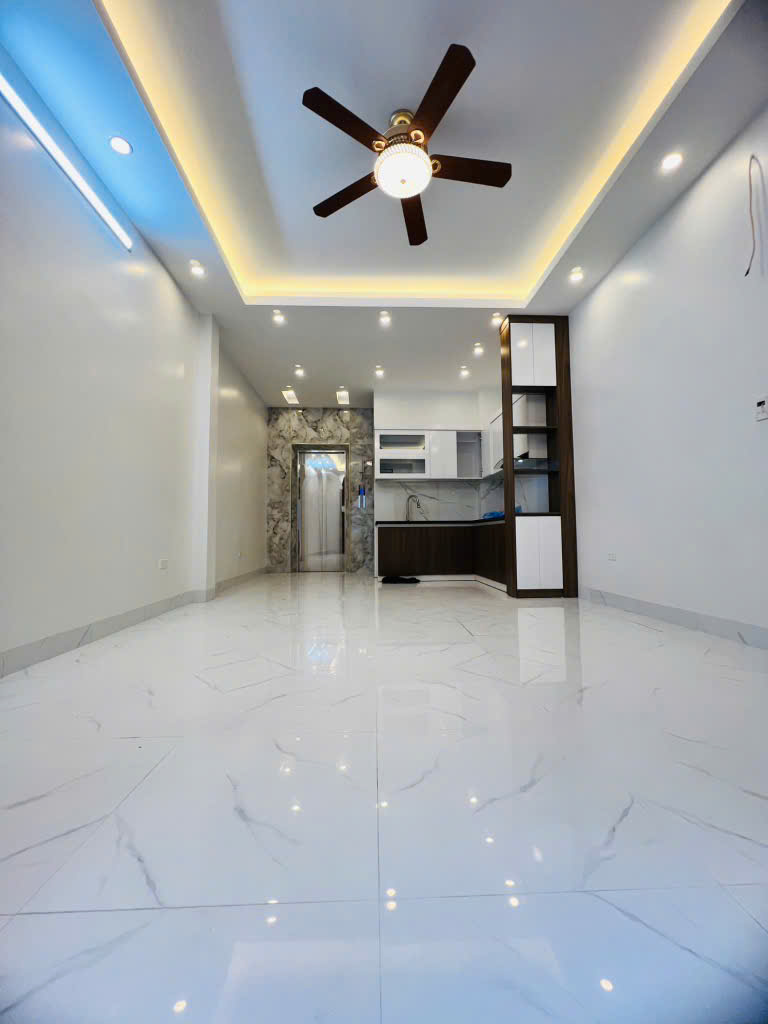 BÁN NHÀ MẶT NGÕ XUÂN ĐỈNH, 62M x 6 TẦNG, MT 4,5m, Ô TÔ ĐỖ CỬA, LÔ GÓC THOÁNG SÁNG, DÂN XÂY, CHỈ 14