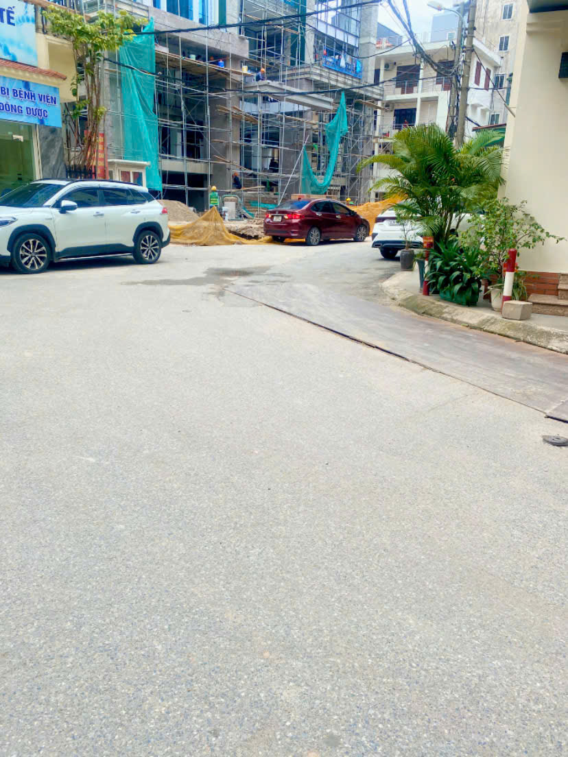 BÁN NHÀ MẶT NGÕ XUÂN ĐỈNH, 62M x 6 TẦNG, MT 4,5m, Ô TÔ ĐỖ CỬA, LÔ GÓC THOÁNG SÁNG, DÂN XÂY, CHỈ 14