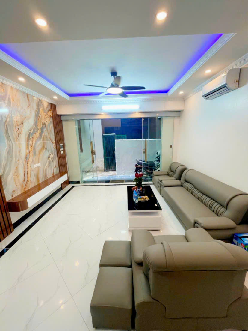 BÁN NHÀ MẶT NGÕ XUÂN ĐỈNH, 62M x 6 TẦNG, MT 4,5m, Ô TÔ ĐỖ CỬA, LÔ GÓC THOÁNG SÁNG, DÂN XÂY, CHỈ 14