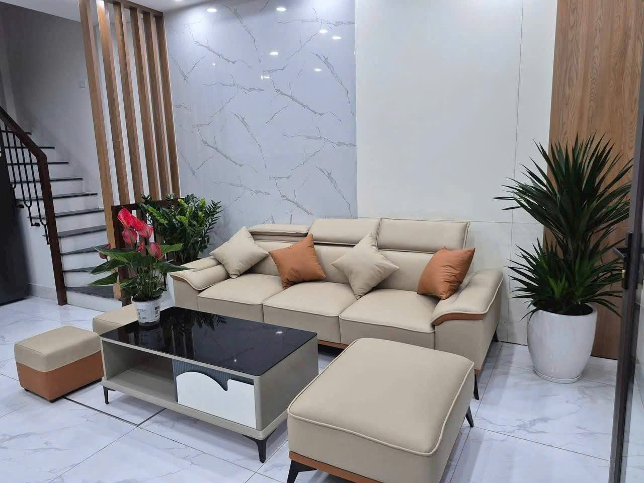 BÁN NHÀ MẶT NGÕ XUÂN ĐỈNH, 62M x 6 TẦNG, MT 4,5m, Ô TÔ ĐỖ CỬA, LÔ GÓC THOÁNG SÁNG, DÂN XÂY, CHỈ 14