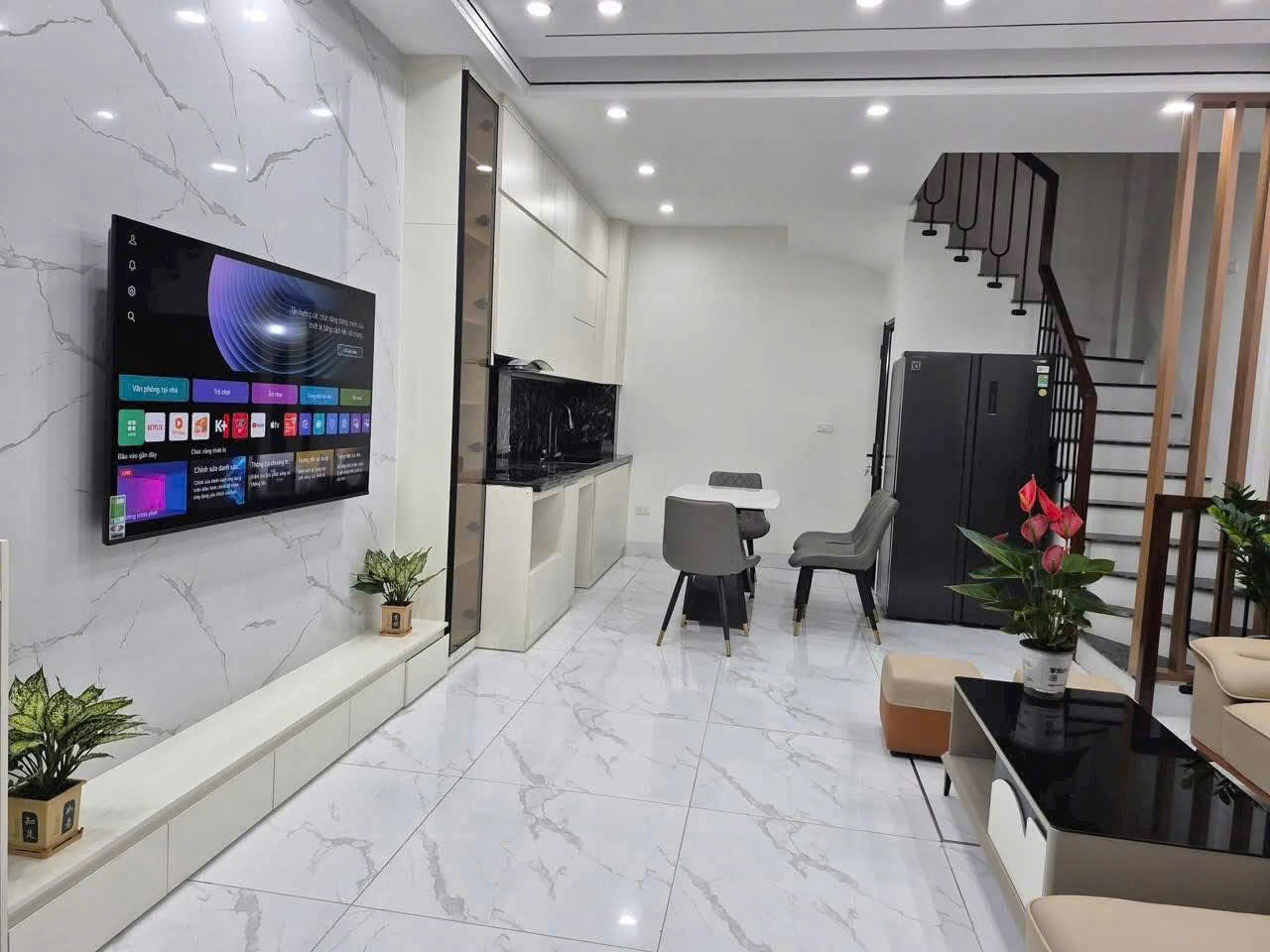 BÁN NHÀ MẶT NGÕ XUÂN ĐỈNH, 62M x 6 TẦNG, MT 4,5m, Ô TÔ ĐỖ CỬA, LÔ GÓC THOÁNG SÁNG, DÂN XÂY, CHỈ 14