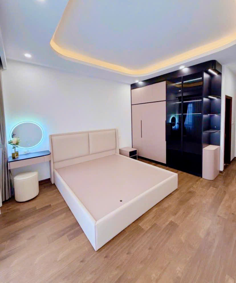 BÁN NHÀ MẶT NGÕ XUÂN ĐỈNH, 62M x 6 TẦNG, MT 4,5m, Ô TÔ ĐỖ CỬA, LÔ GÓC THOÁNG SÁNG, DÂN XÂY, CHỈ 14