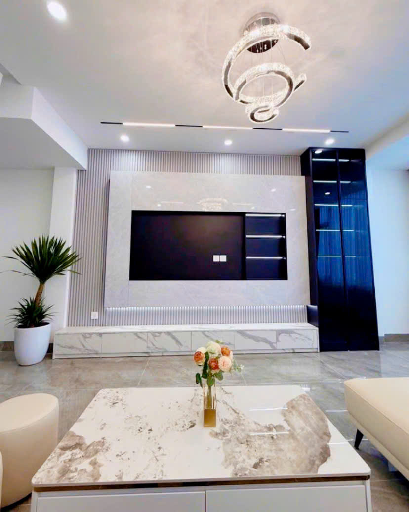 BÁN NHÀ MẶT NGÕ XUÂN ĐỈNH, 62M x 6 TẦNG, MT 4,5m, Ô TÔ ĐỖ CỬA, LÔ GÓC THOÁNG SÁNG, DÂN XÂY, CHỈ 14