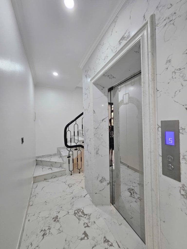 BÁN NHÀ MẶT NGÕ XUÂN ĐỈNH, 62M x 6 TẦNG, MT 4,5m, Ô TÔ ĐỖ CỬA, LÔ GÓC THOÁNG SÁNG, DÂN XÂY, CHỈ 14