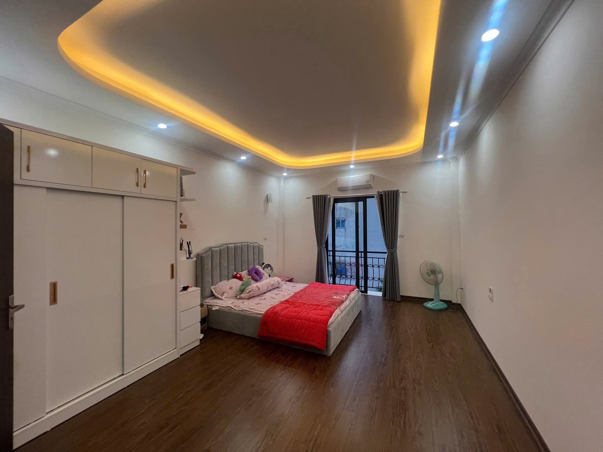 BÁN NHÀ MẶT NGÕ XUÂN ĐỈNH, 62M x 6 TẦNG, MT 4,5m, Ô TÔ ĐỖ CỬA, LÔ GÓC THOÁNG SÁNG, DÂN XÂY, CHỈ 14