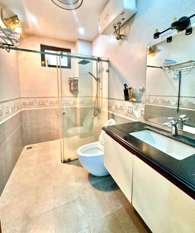 BÁN NHÀ MẶT NGÕ XUÂN ĐỈNH, 62M x 6 TẦNG, MT 4,5m, Ô TÔ ĐỖ CỬA, LÔ GÓC THOÁNG SÁNG, DÂN XÂY, CHỈ 14