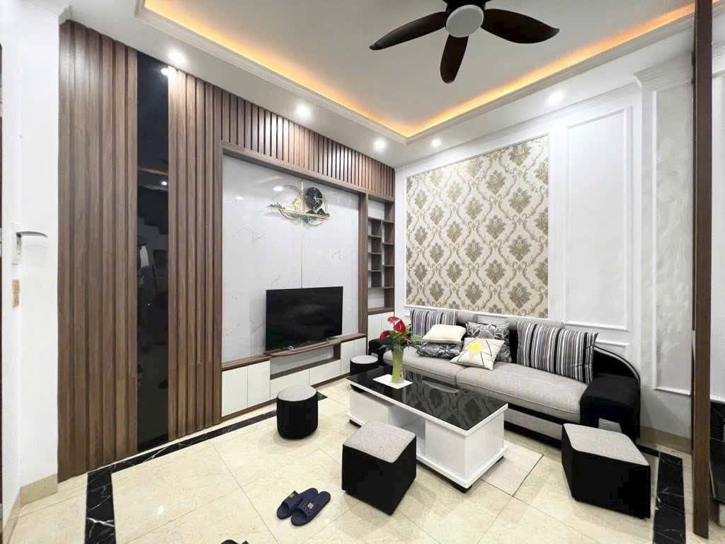 BÁN NHÀ MẶT NGÕ XUÂN ĐỈNH, 62M x 6 TẦNG, MT 4,5m, Ô TÔ ĐỖ CỬA, LÔ GÓC THOÁNG SÁNG, DÂN XÂY, CHỈ 14