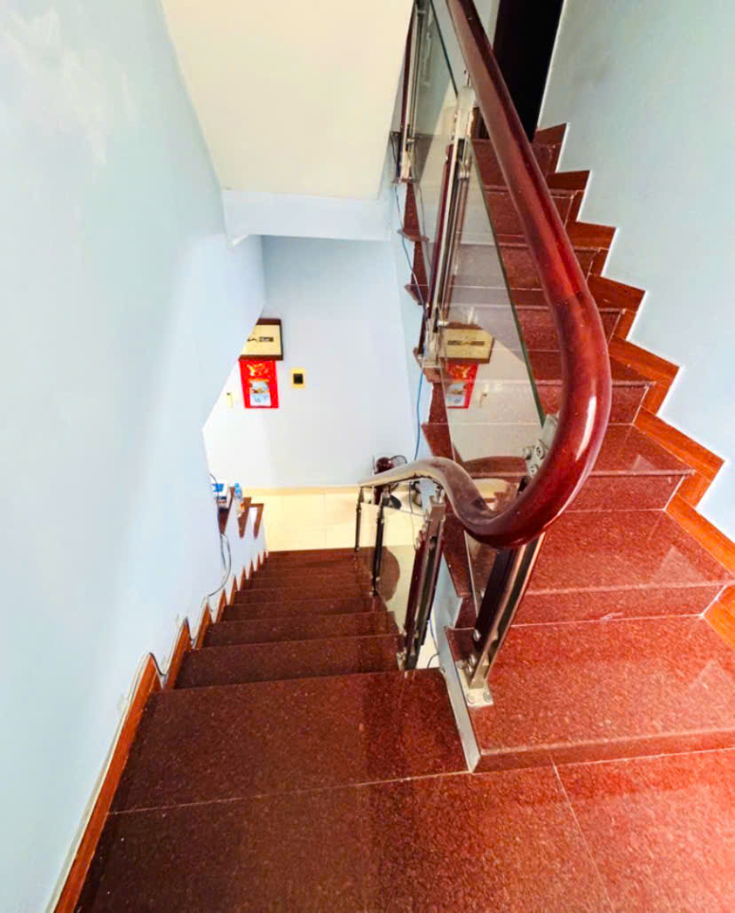 BÁN NHÀ MẶT NGÕ XUÂN ĐỈNH, 62M x 6 TẦNG, MT 4,5m, Ô TÔ ĐỖ CỬA, LÔ GÓC THOÁNG SÁNG, DÂN XÂY, CHỈ 14