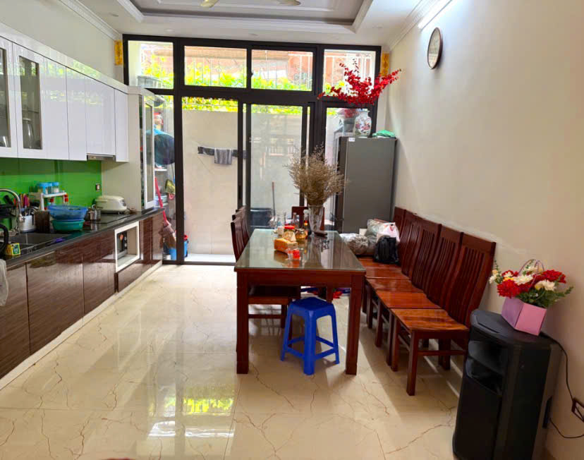 BÁN NHÀ MẶT NGÕ XUÂN ĐỈNH, 62M x 6 TẦNG, MT 4,5m, Ô TÔ ĐỖ CỬA, LÔ GÓC THOÁNG SÁNG, DÂN XÂY, CHỈ 14