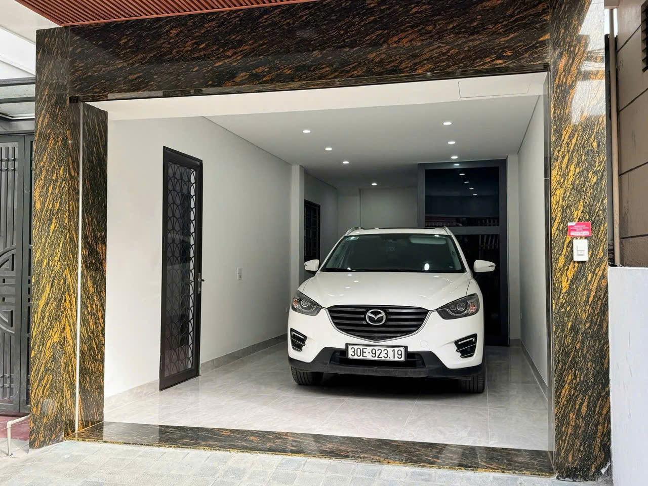 BÁN NHÀ MẶT NGÕ XUÂN ĐỈNH, 62M x 6 TẦNG, MT 4,5m, Ô TÔ ĐỖ CỬA, LÔ GÓC THOÁNG SÁNG, DÂN XÂY, CHỈ 14