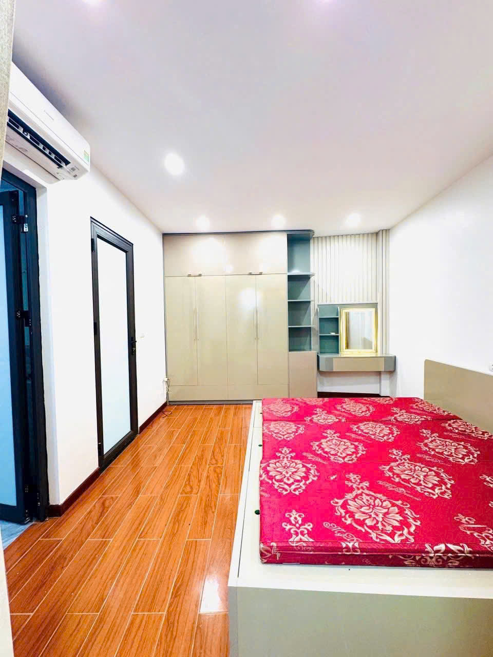 BÁN NHÀ MẶT NGÕ XUÂN ĐỈNH, 62M x 6 TẦNG, MT 4,5m, Ô TÔ ĐỖ CỬA, LÔ GÓC THOÁNG SÁNG, DÂN XÂY, CHỈ 14