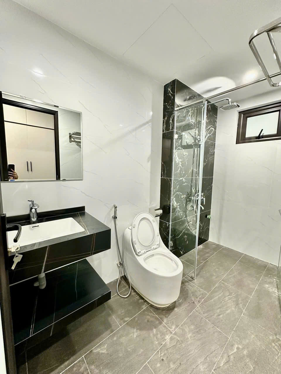 BÁN NHÀ MẶT NGÕ XUÂN ĐỈNH, 62M x 6 TẦNG, MT 4,5m, Ô TÔ ĐỖ CỬA, LÔ GÓC THOÁNG SÁNG, DÂN XÂY, CHỈ 14