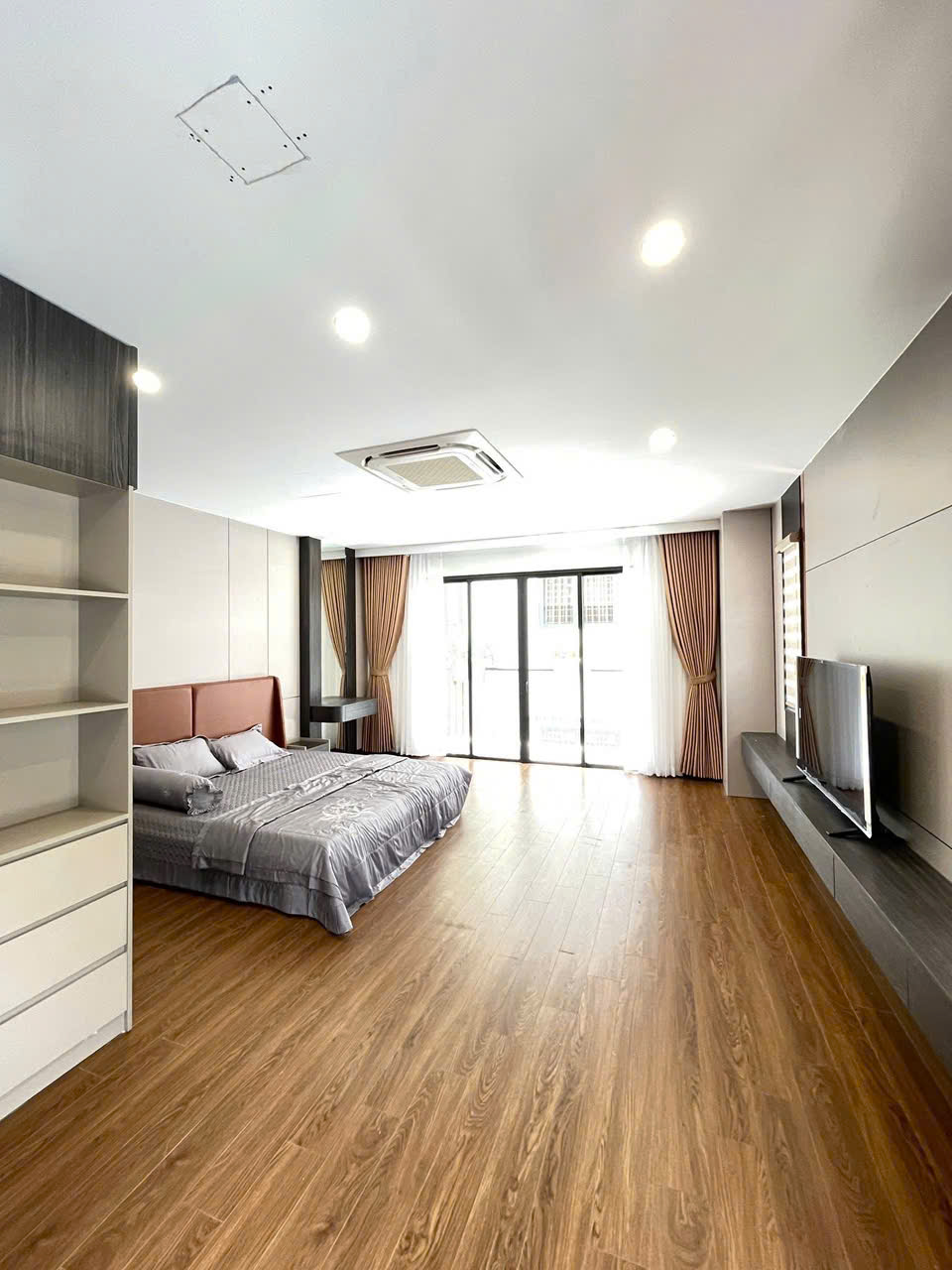 BÁN NHÀ MẶT NGÕ XUÂN ĐỈNH, 62M x 6 TẦNG, MT 4,5m, Ô TÔ ĐỖ CỬA, LÔ GÓC THOÁNG SÁNG, DÂN XÂY, CHỈ 14