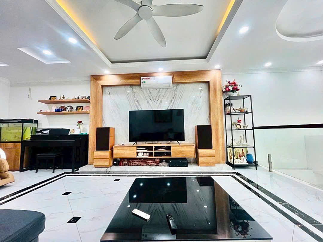 BÁN NHÀ MẶT NGÕ XUÂN ĐỈNH, 62M x 6 TẦNG, MT 4,5m, Ô TÔ ĐỖ CỬA, LÔ GÓC THOÁNG SÁNG, DÂN XÂY, CHỈ 14