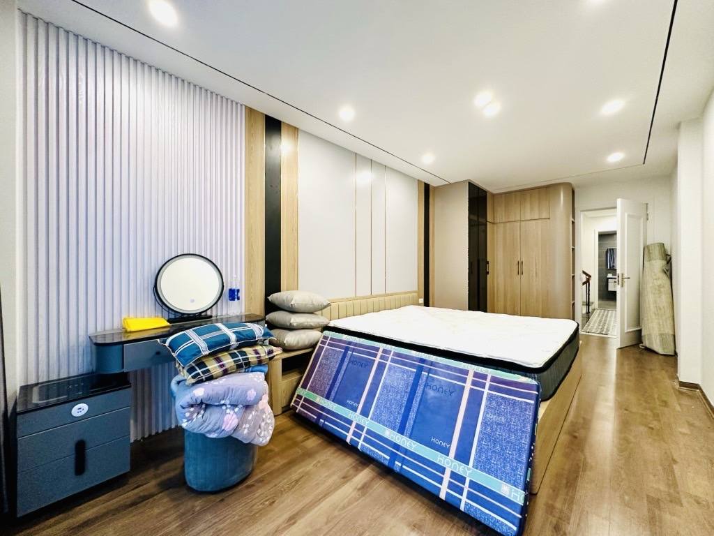 BÁN NHÀ MẶT NGÕ XUÂN ĐỈNH, 62M x 6 TẦNG, MT 4,5m, Ô TÔ ĐỖ CỬA, LÔ GÓC THOÁNG SÁNG, DÂN XÂY, CHỈ 14