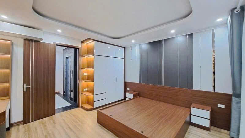 BÁN NHÀ MẶT NGÕ XUÂN ĐỈNH, 62M x 6 TẦNG, MT 4,5m, Ô TÔ ĐỖ CỬA, LÔ GÓC THOÁNG SÁNG, DÂN XÂY, CHỈ 14
