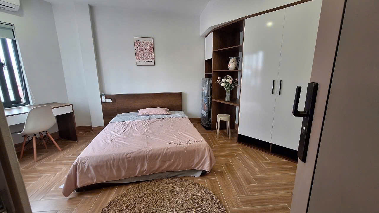 BÁN TÒA CCMN ĐÔNG NGẠC BẮC TỪ LIÊM 110M X 7 TẦNG THANG MÁY X MT 6M, GIÁ 17,X TỶ - LÔ GÓC, DOANH THU
