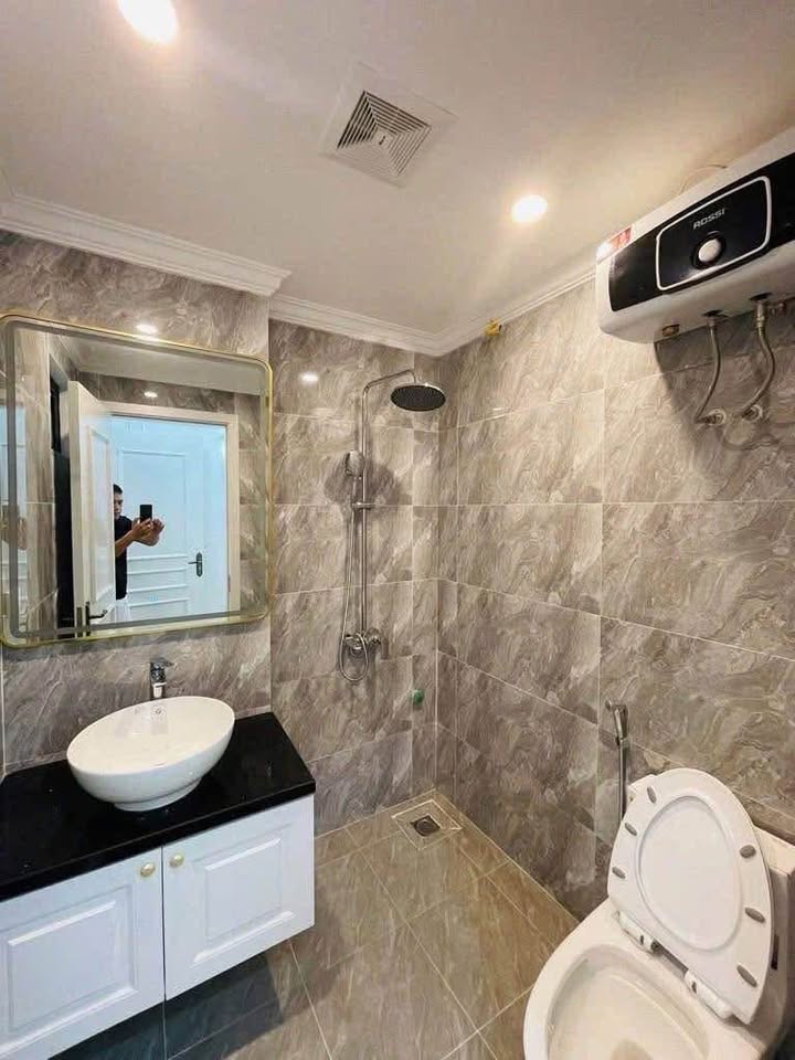 BÁN NHÀ TRẦN CUNG LÔ GÓC 3 MẶT NGÕ 65M²*7TẦNG THANG MÁY, Ô TÔ VÀO NHÀ – GIÁ NHỈNH 18 TỶ