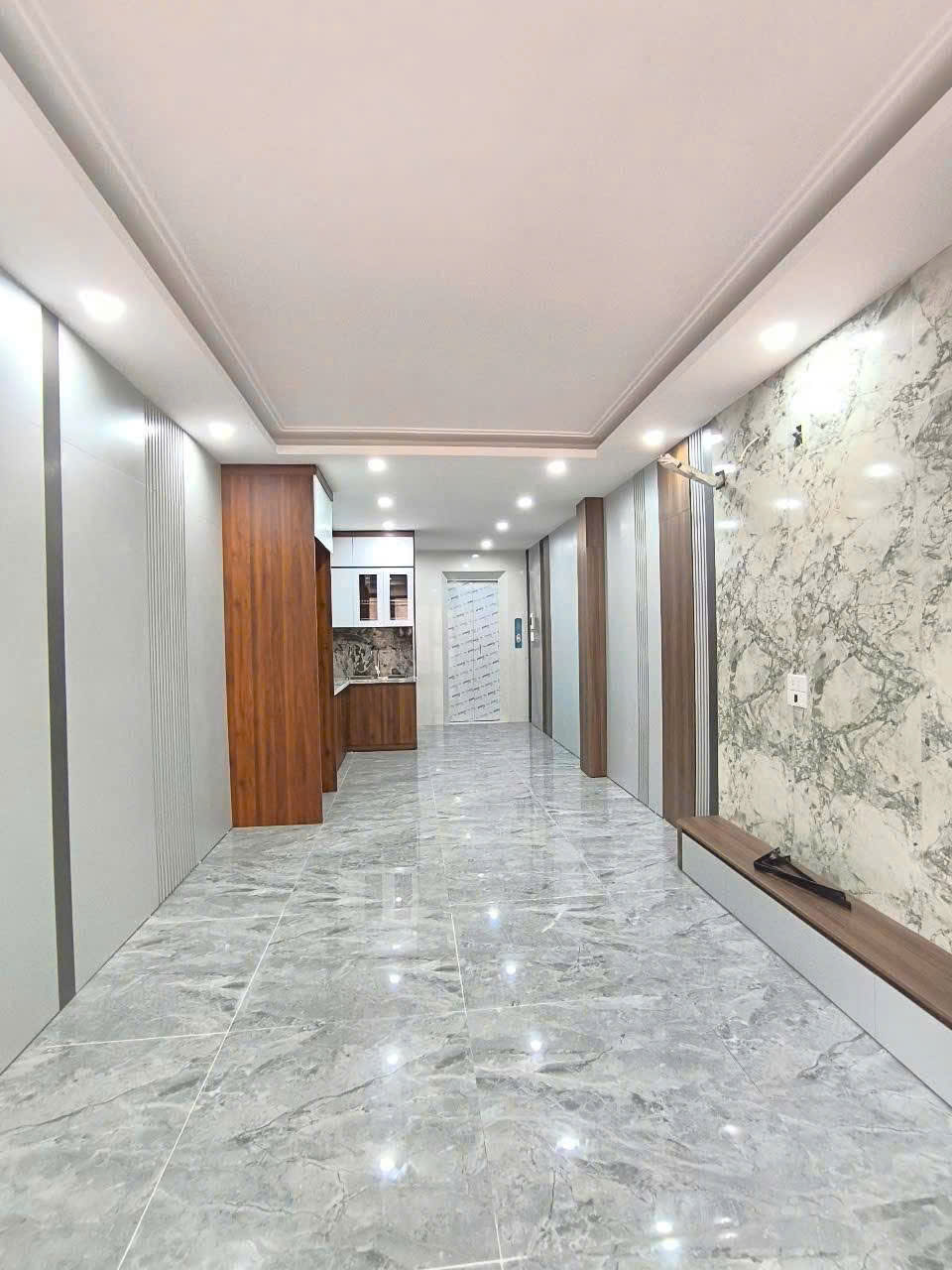 BÁN NHÀ PHÂN LÔ CỔ NHUẾ 65M²*7TẦNG THANG MÁY, Ô TÔ ĐỖ CỔNG - GIÁ CHỈ 14 TỶ