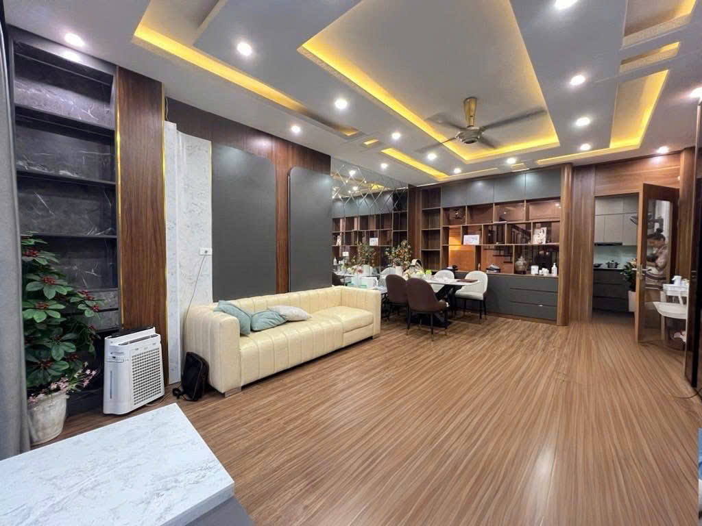 BÁN NHÀ VÕ CHÍ CÔNG 50M²*6TẦNG THANG MÁY, LÔ GÓC, PHÂN LÔ Ô TÔ, KINH DOANH ĐỈNH, CHỈ 15.8 TỶ