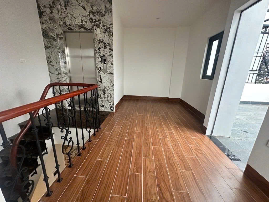 BÁN NHÀ PHẠM VĂN ĐỒNG 60M²*7 TẦNG THANG MÁY, MT 4.5M, PHÂN LÔ Ô TÔ, KINH DOANH, CHỈ 15,5 TỶ