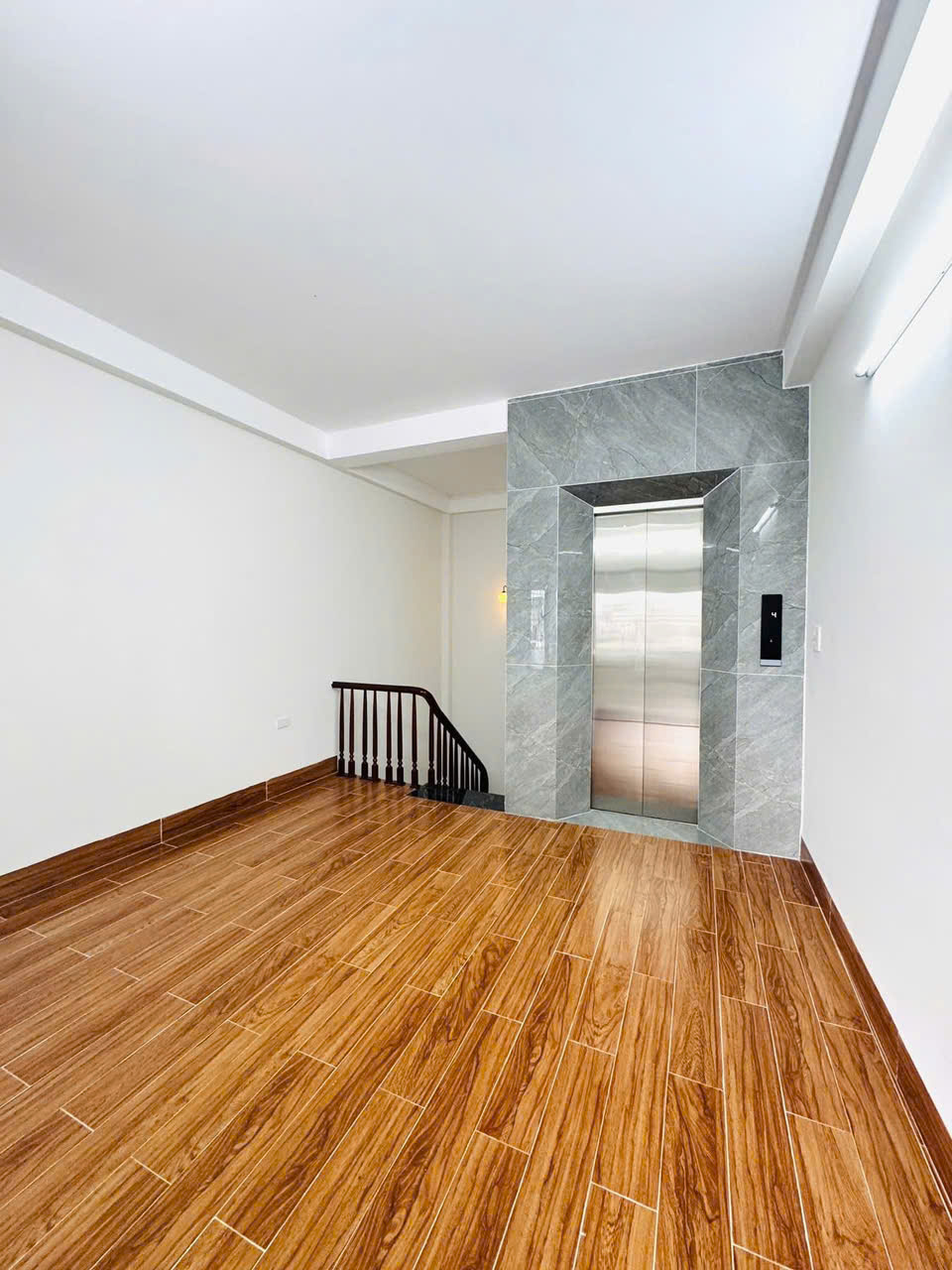 BÁN NHÀ CỔ NHUẾ 70M² X 6 TẦNG, THANG MÁY, KINH DOANH, PHÂN LÔ, Ô TÔ, CHỈ 15 TỶ