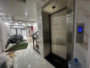 BÁN TÒA CCMN ĐÔNG NGẠC BẮC TỪ LIÊM 110M X 7 TẦNG THANG MÁY X MT 6M, GIÁ 17,X TỶ - LÔ GÓC, DOANH THU