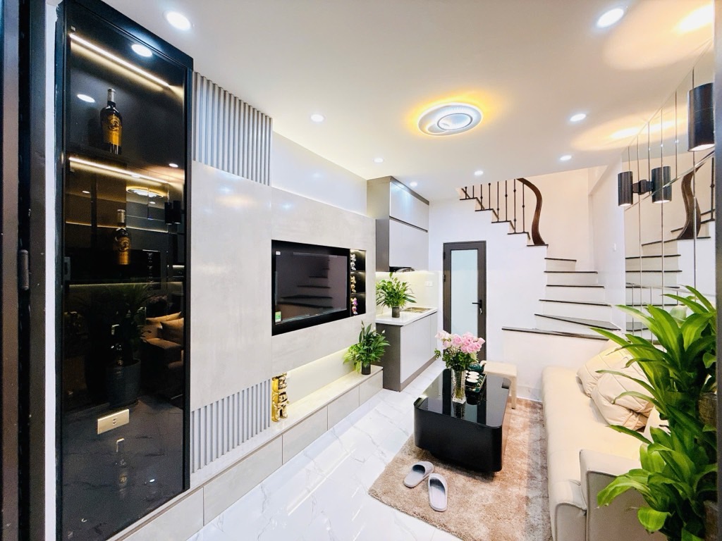 Nhà đẹp 4 tầng 26m2 Nguyễn Trãi Thanh Xuân ô tô đỗ cổng, giá đầu tư 5 tỷ.