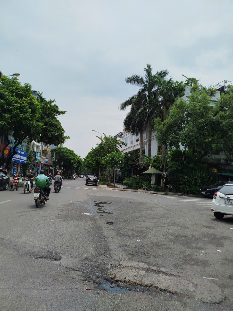 Lô góc 60m 5 tầng mặt phố Lê Hồng Phong, Hà Đông, giá đầu tư 22,6 tỷ.