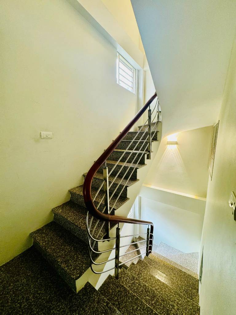 NHÀ MỚI 5 TẦNG 2 THOÁNG 30m2, TT TRẦN PHÚ VĂN QUÁN HÀ ĐÔNG, giá đầu tư 5,6 tỷ