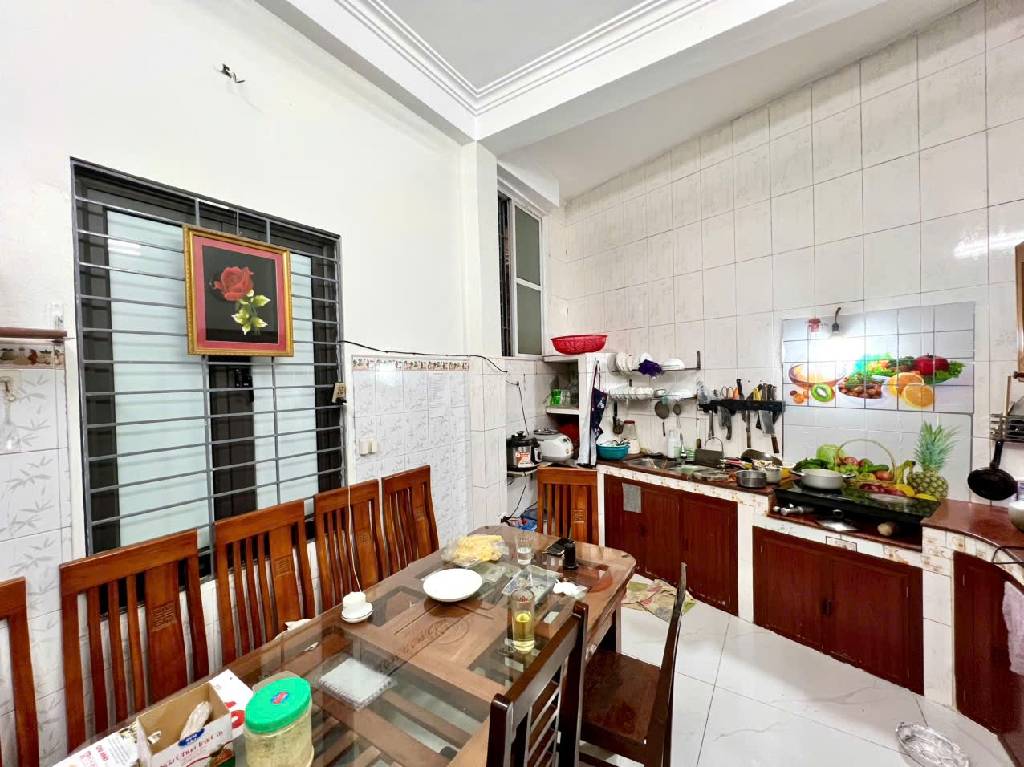 Bán nhà đẹp PHÂN LÔ Ô TÔ Văn Quán Nguyễn Trãi Hà Đông 42m2, 8,3 tỷ