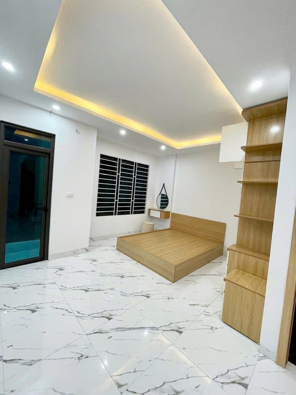 Hiếm-Nhà đẹp Dương Đình Nghệ, gần Công viên Cầu Giấy, full đồ,100m ra đường ô tô, 7 tỷ