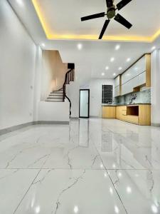 Hiếm-Nhà đẹp Dương Đình Nghệ, gần Công viên Cầu Giấy, full đồ,100m ra đường ô tô, 7 tỷ