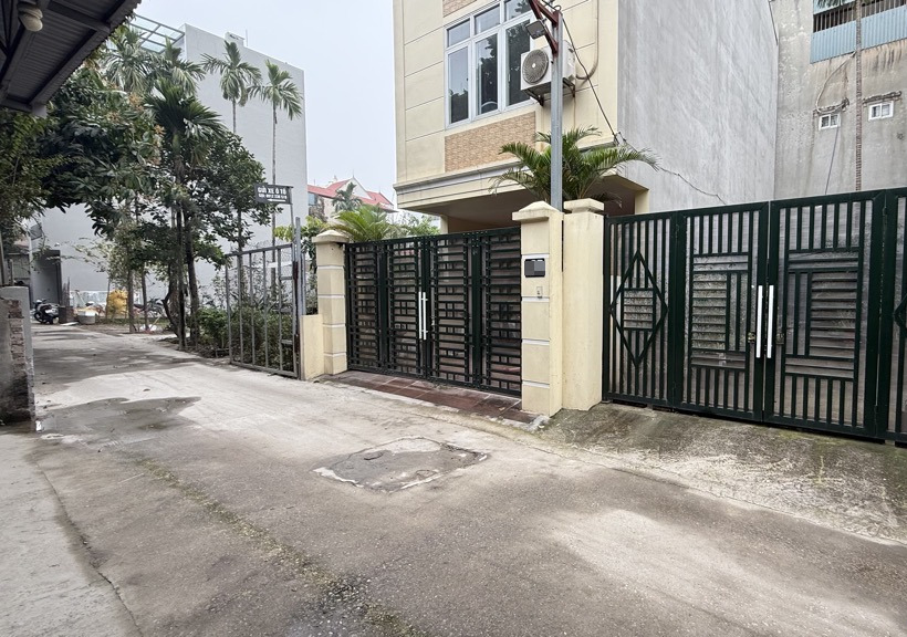 ĐẤT ĐÔNG NGẠC – 2 THOÁNG, 10 RA NGÕ Ô TÔ THÔNG TỨ TUNG.