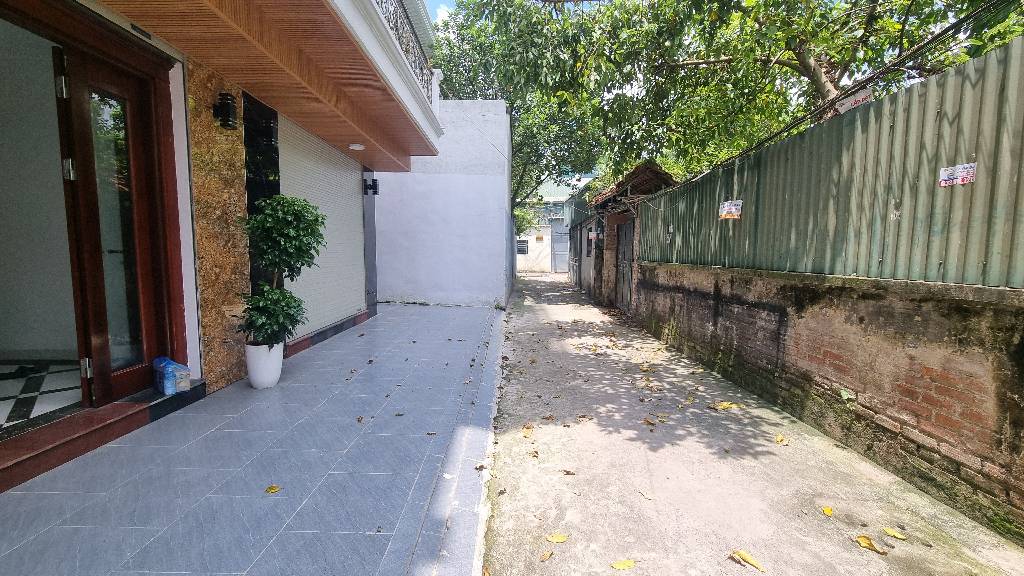 TÂY HỒ - NHÀ MỚI Ở LUÔN- THANG MÁY XIN- Ô TÔ ĐỖ CỬA-VIEW CIPUTRA – giá 13,8 tỷ