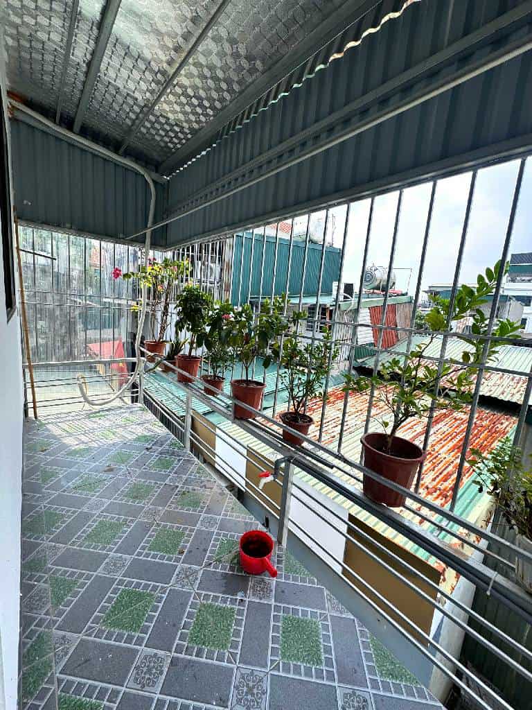 Nhà Lĩnh Nam, ngõ nông nhỉnh 3 tỷ đầy đủ tiện ích