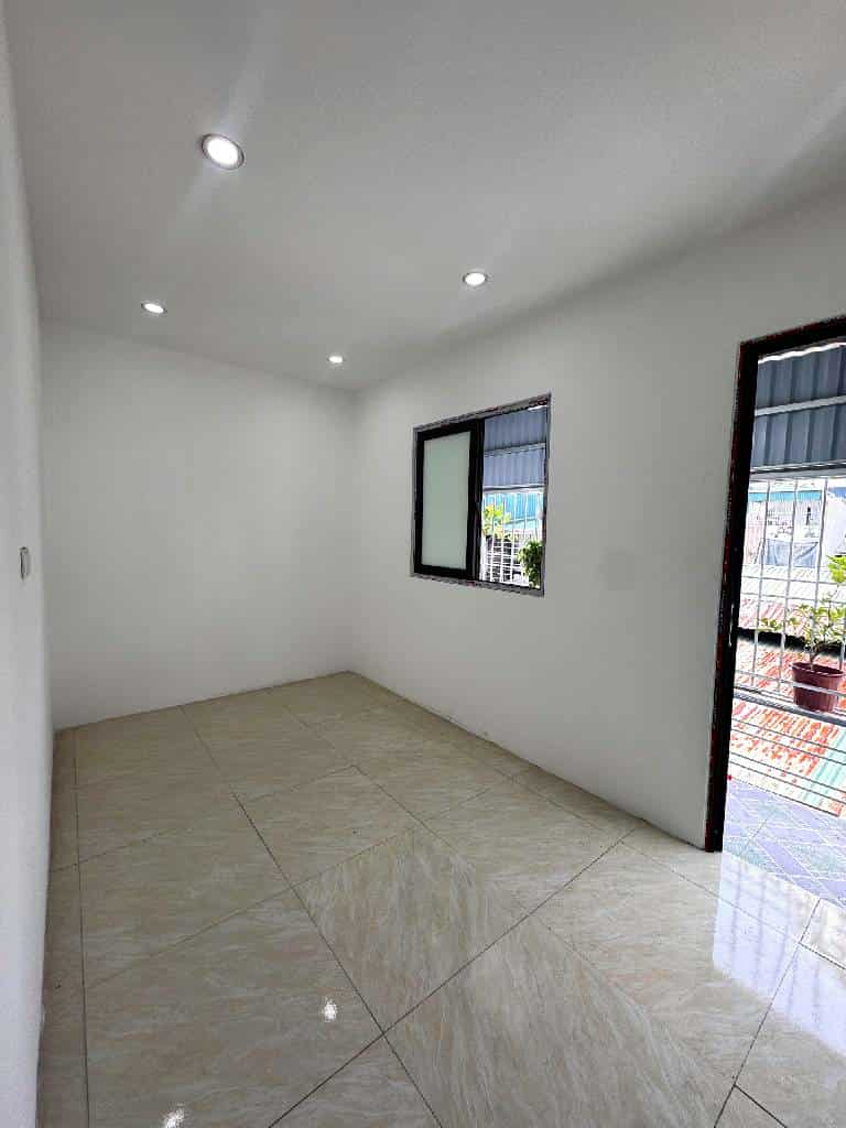 Nhà Lĩnh Nam, ngõ nông nhỉnh 3 tỷ đầy đủ tiện ích