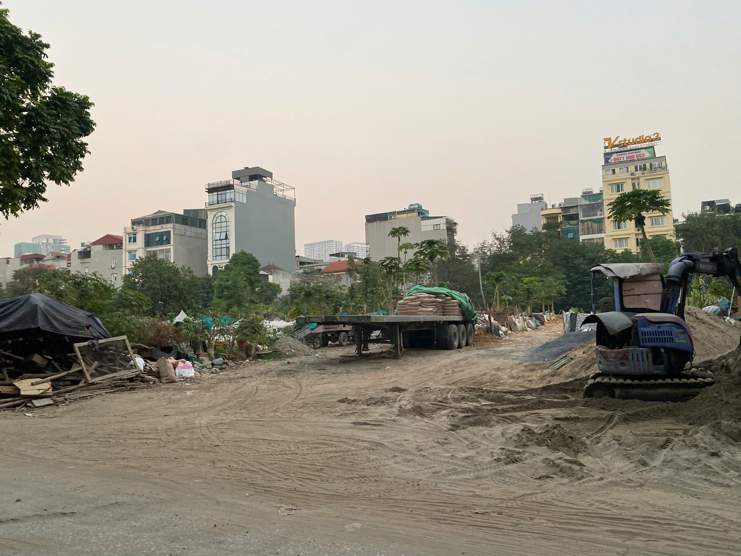 Độc Lạ Mỹ Đình - 57m - 700 triệu- vị trí đẹp, phân lô, ô tô vào nhà