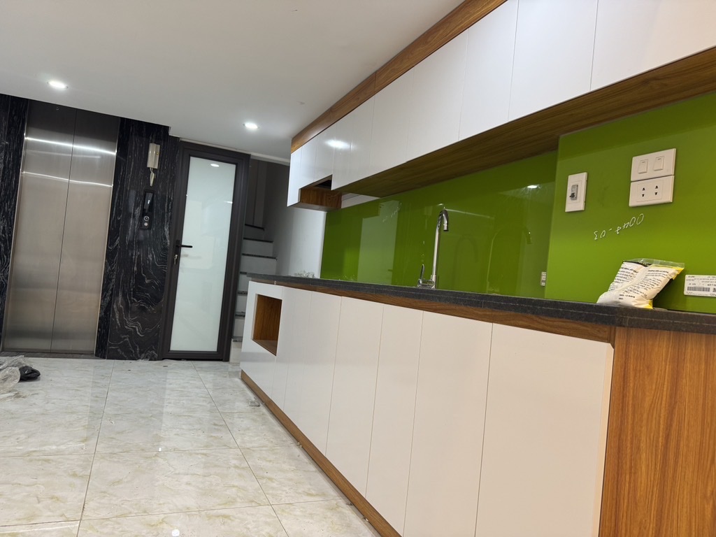 Cần B.Á.N nhà 4 tầng, 30m , nhà đẹp kv Kiến Hưng, hà Đông. LH 0973688060