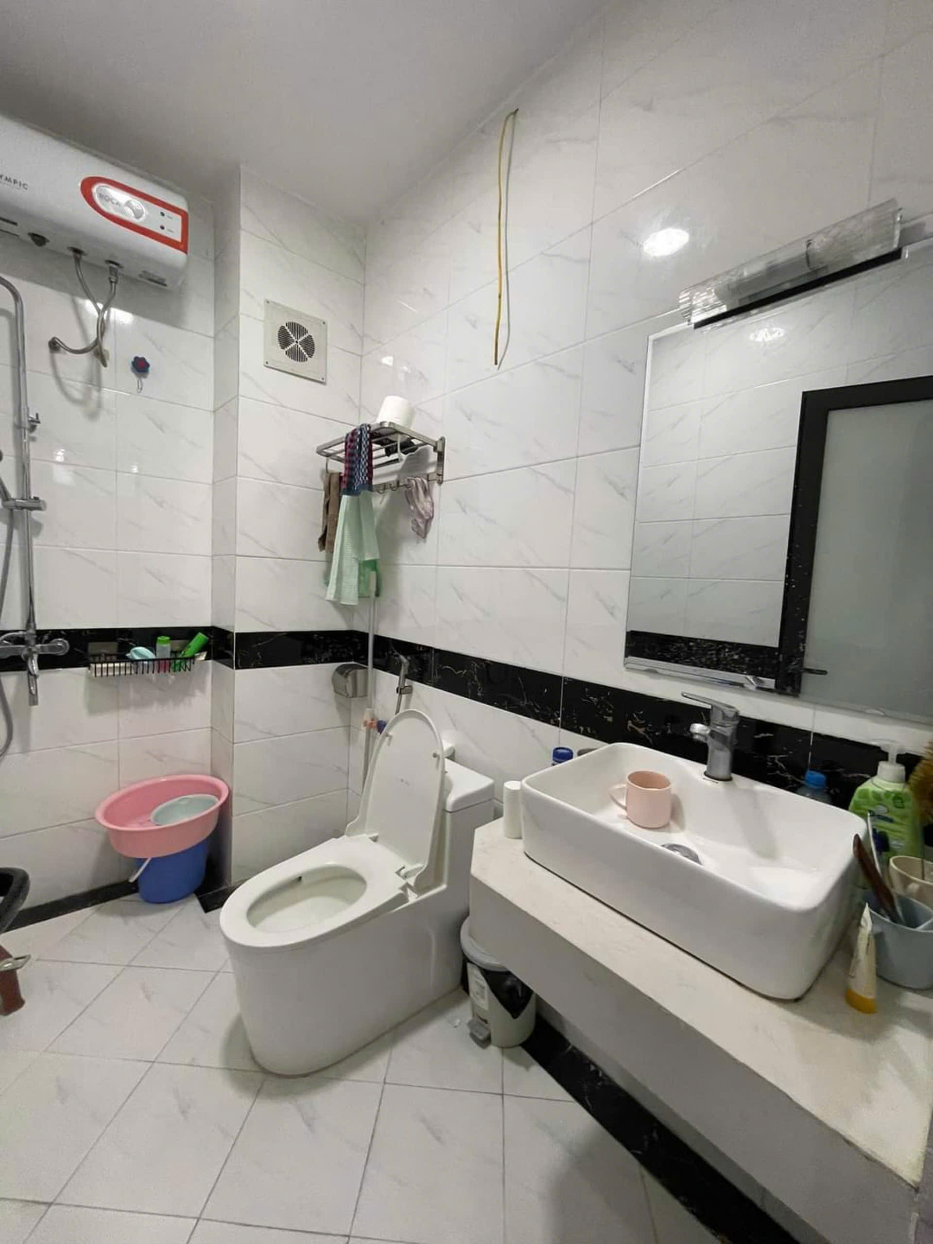 Bán nhà phố MINH KHAI 34m2, 5 tầng, Nhà Mới, Full Nội Thất, Sổ Nở Hậu, Ngõ Ba Gác Đỗ, 20M Ra Ô Tô Tránh, Gần Bách Kinh Xây.