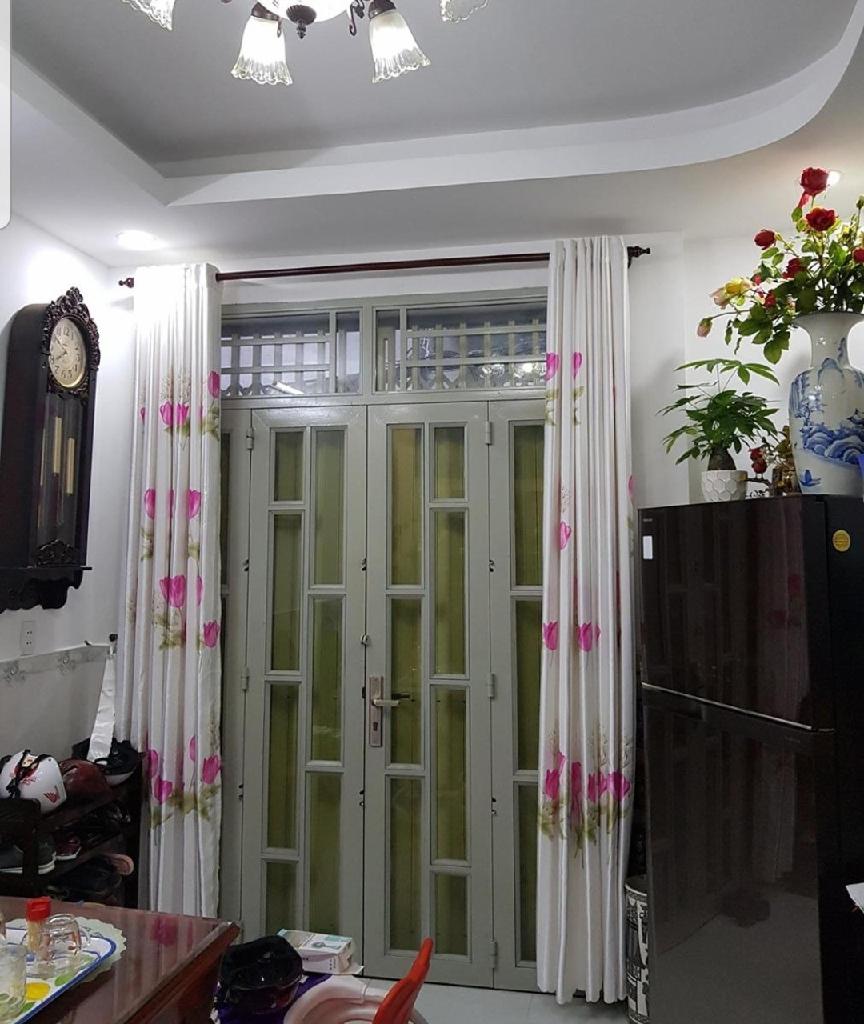 BÁN NHÀ XINH 4 TẦNG MẶT TIỀN CẠNH, HẺM XE HƠI 4m THÔNG, NGAY CHỢ NGA TPHCM QUẬN 1 - 4x7m, GIÁ 6 TỶ