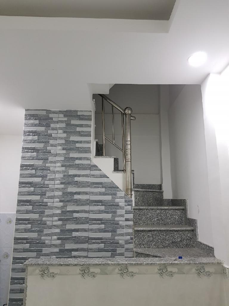 BÁN NHÀ XINH 4 TẦNG MẶT TIỀN CẠNH, HẺM XE HƠI 4m THÔNG, NGAY CHỢ NGA TPHCM QUẬN 1 - 4x7m, GIÁ 6 TỶ