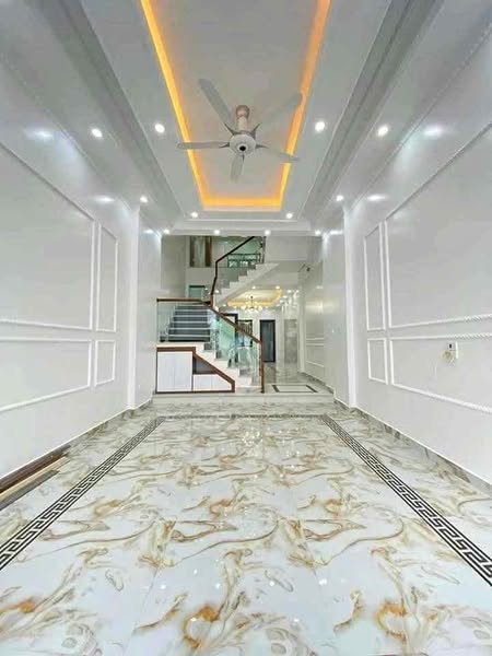 BÁN NHÀ XINH 3 TẦNG, HẺM XE HƠI 8m THÔNG, GẦN SÂN VẬN ĐỘNG THỐNG NHẤT QUẬN 10, 3.6x12m, GIÁ 10 TỶ