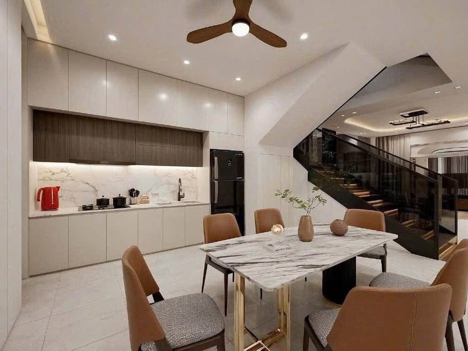 BÁN NHÀ MẶT TIỀN 4 TẦNG, NGAY TRƯỜNG QUỐC TẾ ĐÀI LOAN QUẬN 7, 5.1x15.7m, GIÁ 15 TỶ