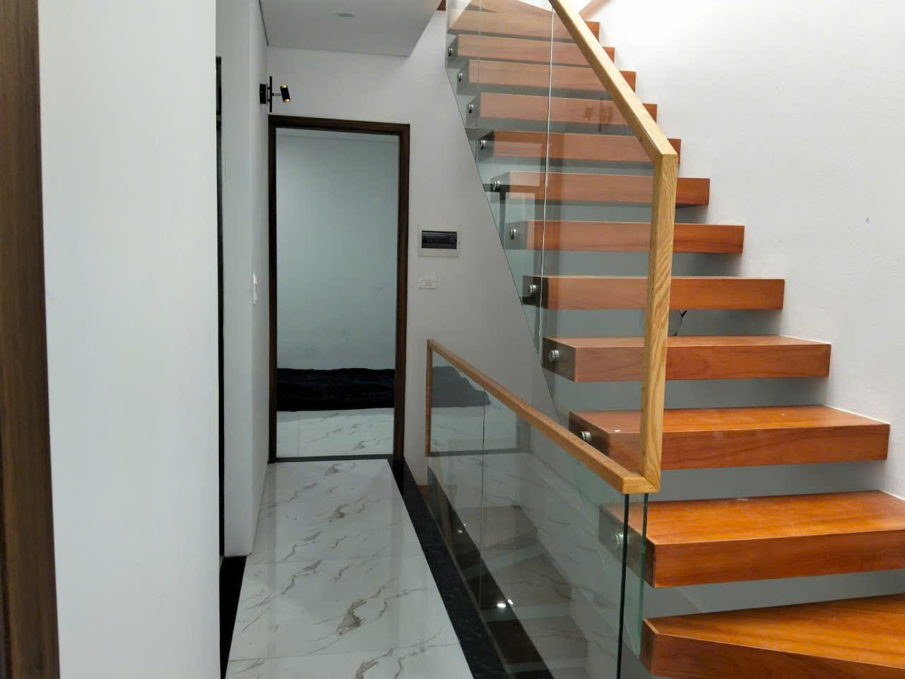 Bán gấp NR 4PN 3WC tại Đường Miêu Nha, Tây Mỗ, Nam Từ Liêm, Hà Nội, 6,5 tỷ, 40m2