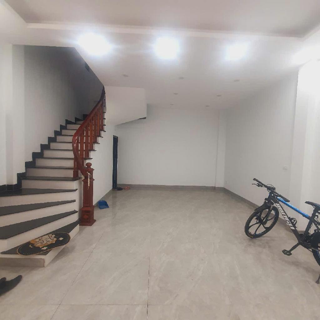 Nhà 45m2 Siêu đẹp tại Đại Mỗ mặt tiền rộng thoáng cần bán