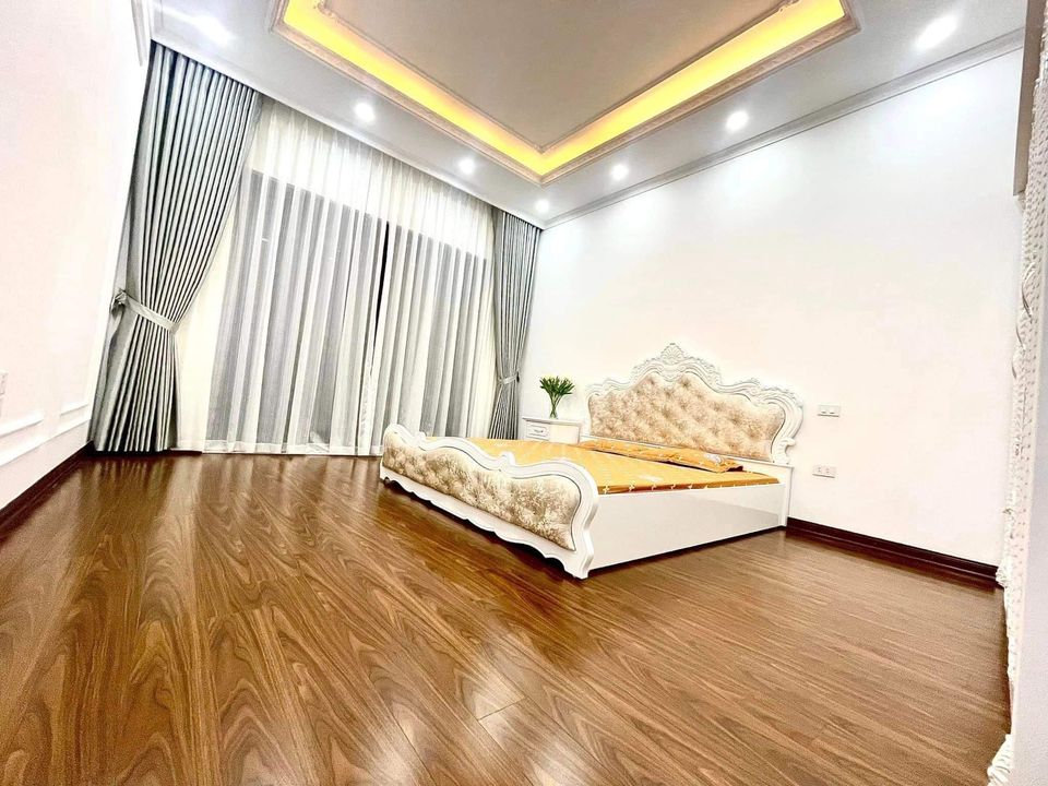 HIẾM. nhà Quang Trung 55m2, 5 TẦNG, giá 13 tỷ. GARA - Ở NGAY - 2 MẶT ĐƯỜNG Ô TÔ TRÁNH - KINH DOANH