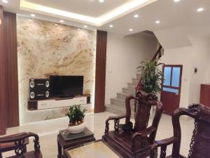 Bán nhà Phố Dương Văn Bé - Vĩnh Tuy - Ngõ nông, gần phố - Dân xây chắc chắn - 8.6 Tỷ