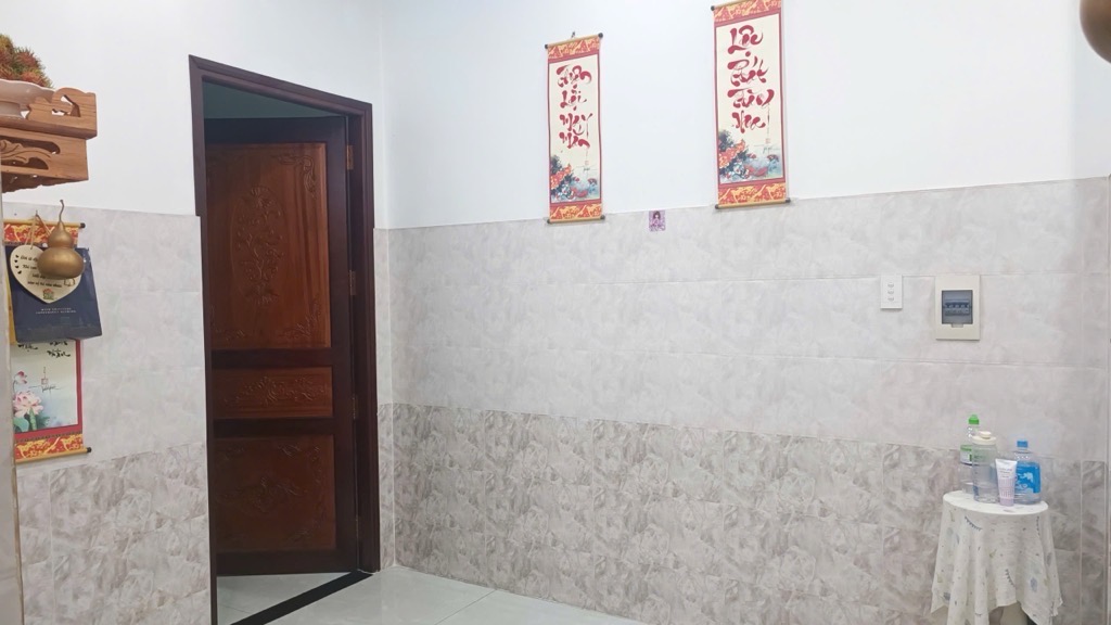 Bán nhà HXH BTCT Linh Xuân, 70m2, 4,7 tỷ, ngang 4m, 3PN