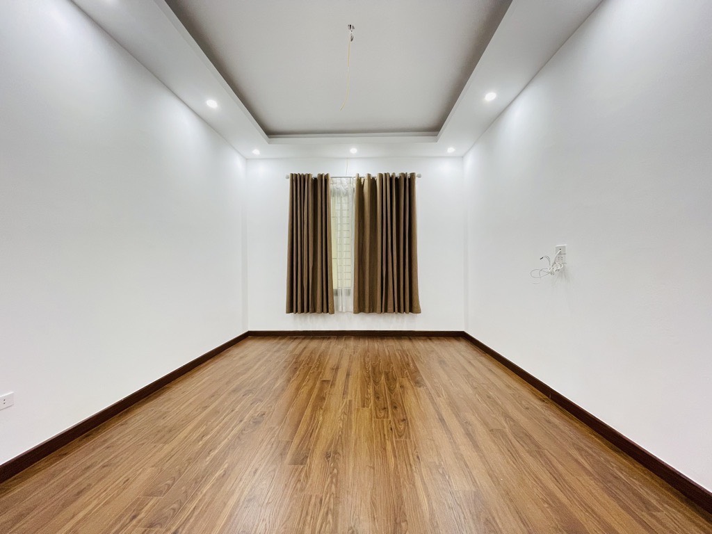 40m2 nhà Định Công mới xây, giá siêu hời chỉ 5.4 tỷ